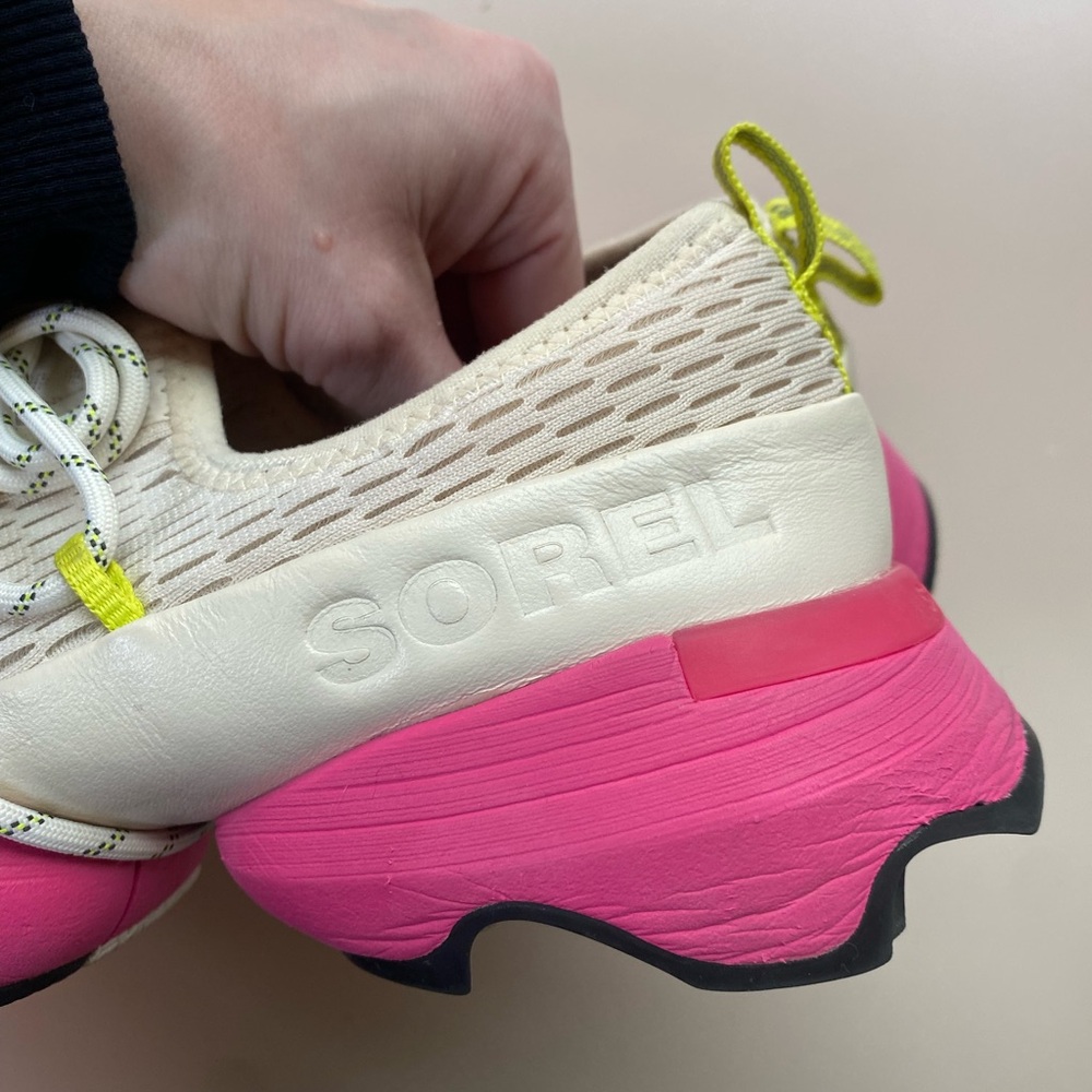 Sorel | Size 7.5 Kinetic Impact Sneaker in Cactus Pink/Natural - Picture 6 of 8